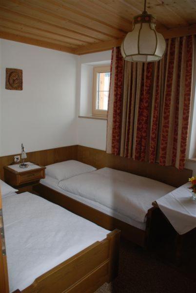 Landhaus Gertrude Eder 레오강 객실 사진